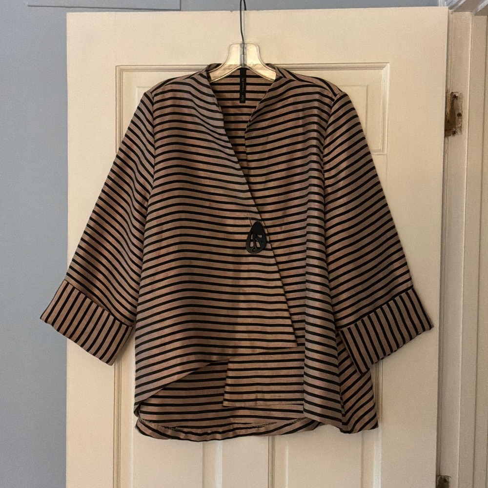 IC by Connie K Striped Asymmetrical Jacket XL Tan Black Art to Wear Lagenlook